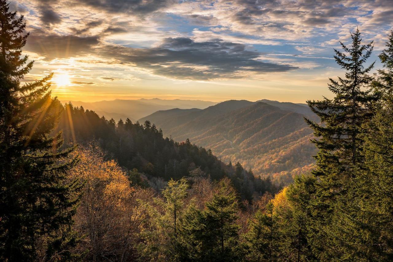 Naughty By Nature Gatlinburg Ngoại thất bức ảnh